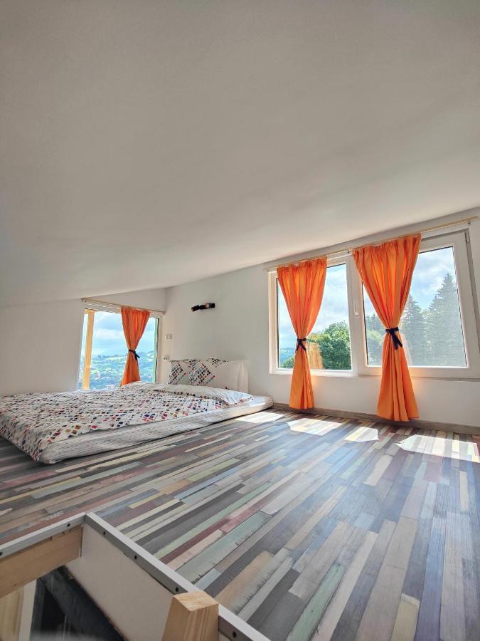 Rainbow Chalet Бран Екстер'єр фото